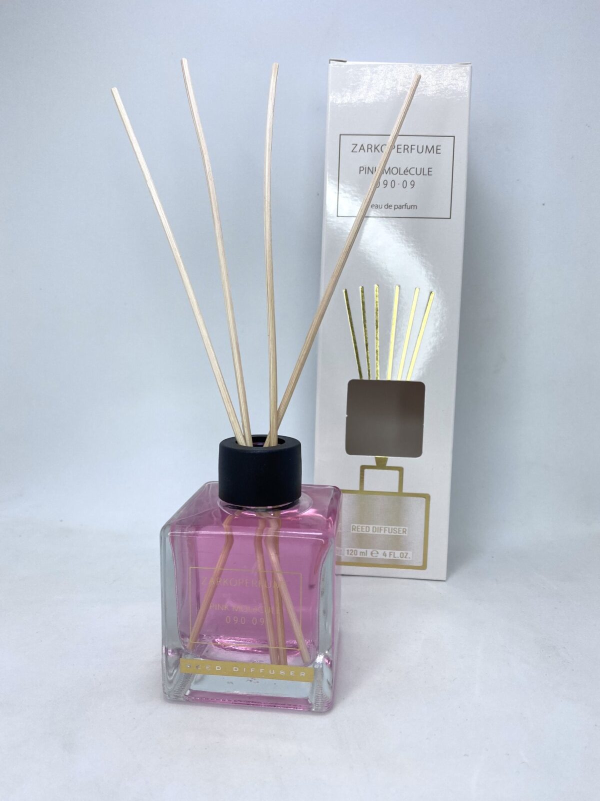 zarkoparfumes pink molecule diffuser 2 scaled